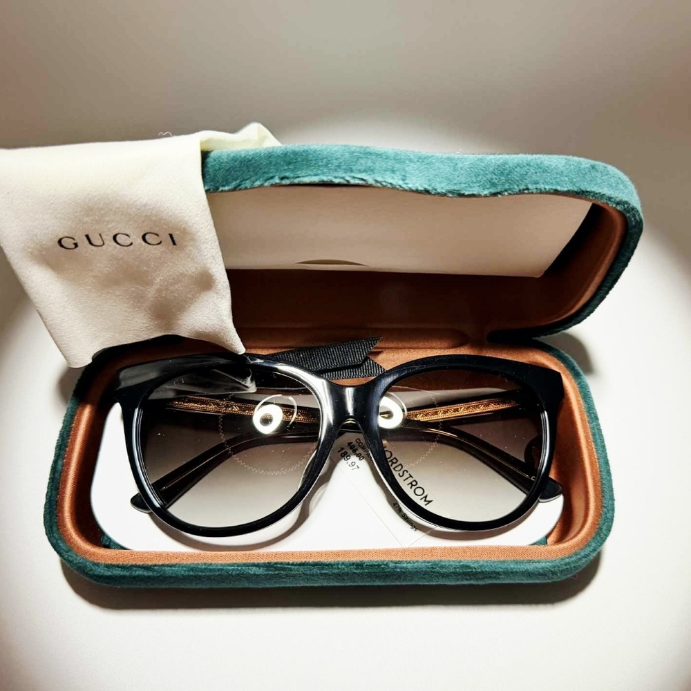 ✨ **NEW** Gucci Women's GG0081SK 56mm Sunglasses - Authentic - Picture 2 of 8